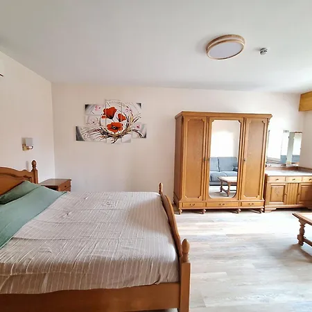 Des Quatre Vents 6 A 8 Personnes Proche Strasbourg Au Calme, Jardin,ping Pong, Oeuf Frais *