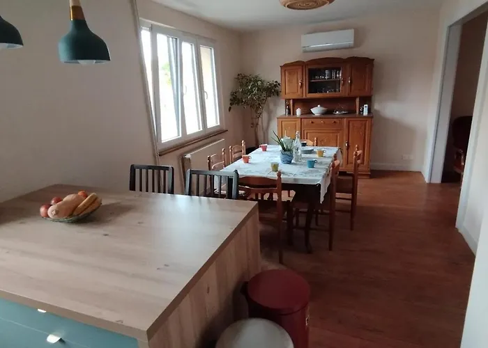 Des Quatre Vents 6 A 8 Personnes Proche Strasbourg Au Calme, Jardin,ping Pong, Oeuf Frais *